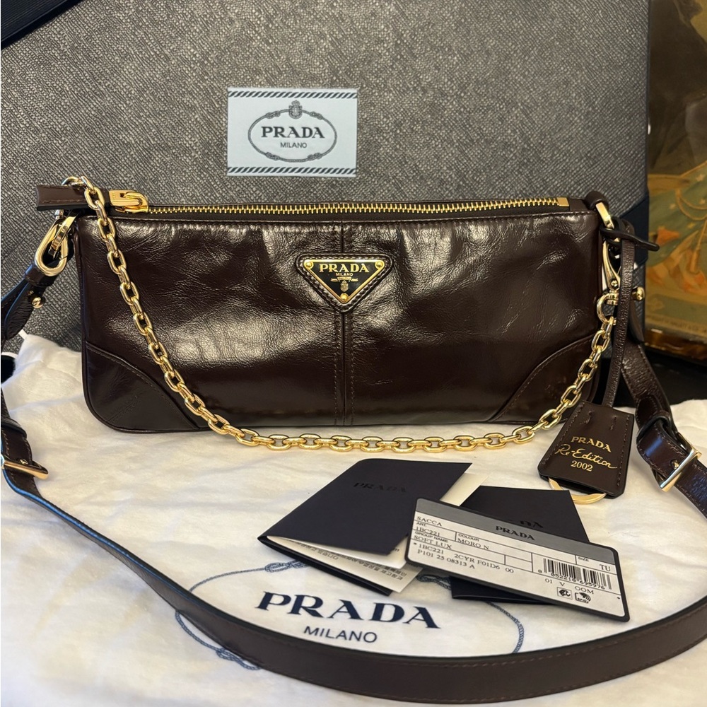 Authentic Prada Re-Edition 2002 Medium Leather Sh… - image 1